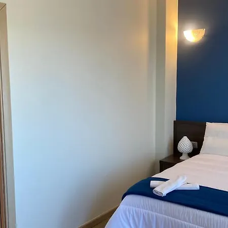 Coccinella Aparthotel 2*