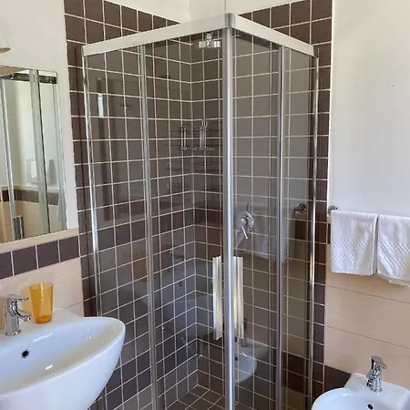 Coccinella アパートホテル 4*