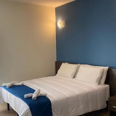 Coccinella アパートホテル 4*