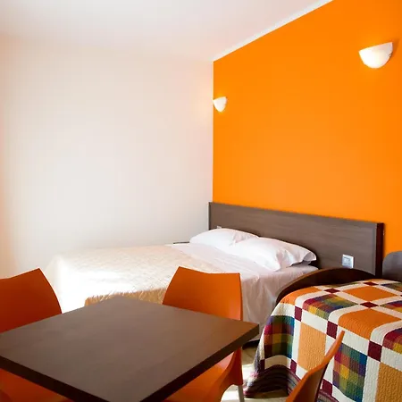 Coccinella アパートホテル